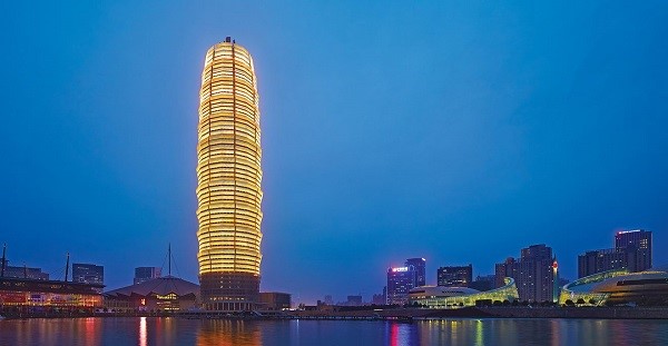 1486436608875653.jpg 绿地中心千玺广场.jpg